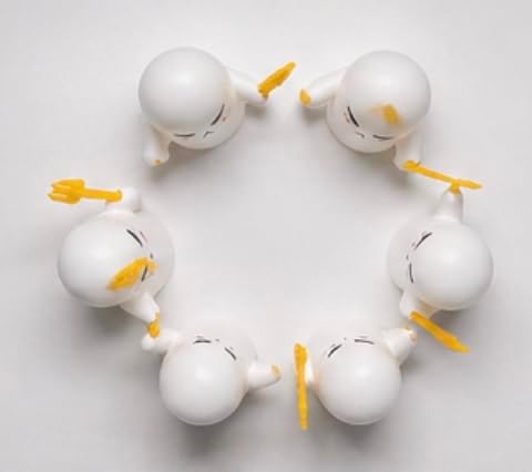 Mini Ghost Figurines Desk Toy Set with Interchangeable Yellow Accessories, White, 6 Piece