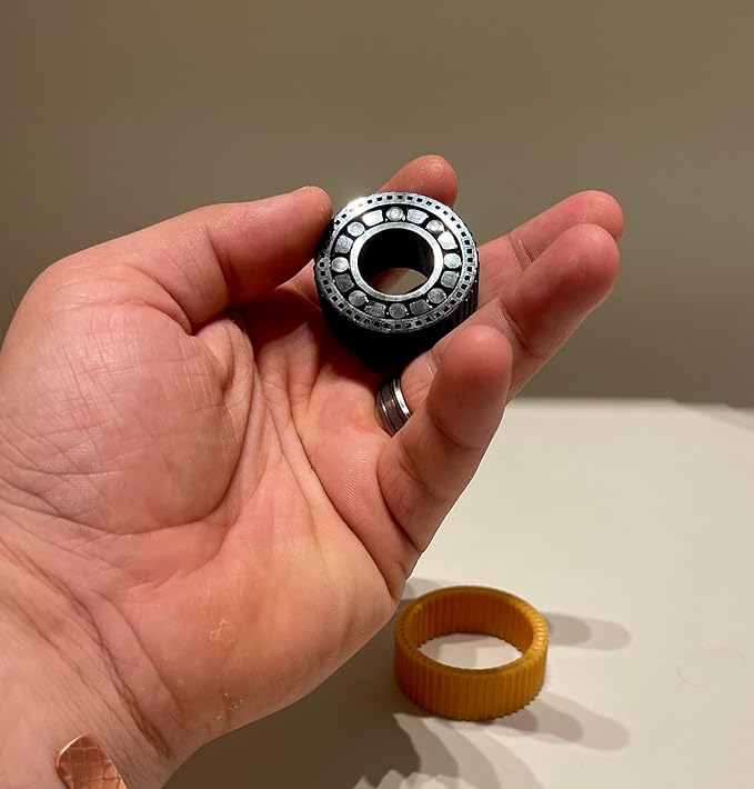 SpinCore™ Shift Ring – Modular Magnetic Fidget Gear, Dual-Colour Black &amp; Gold Design