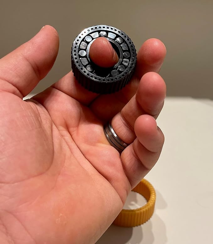 SpinCore™ Shift Ring – Modular Magnetic Fidget Gear, Dual-Colour Black &amp; Gold Design