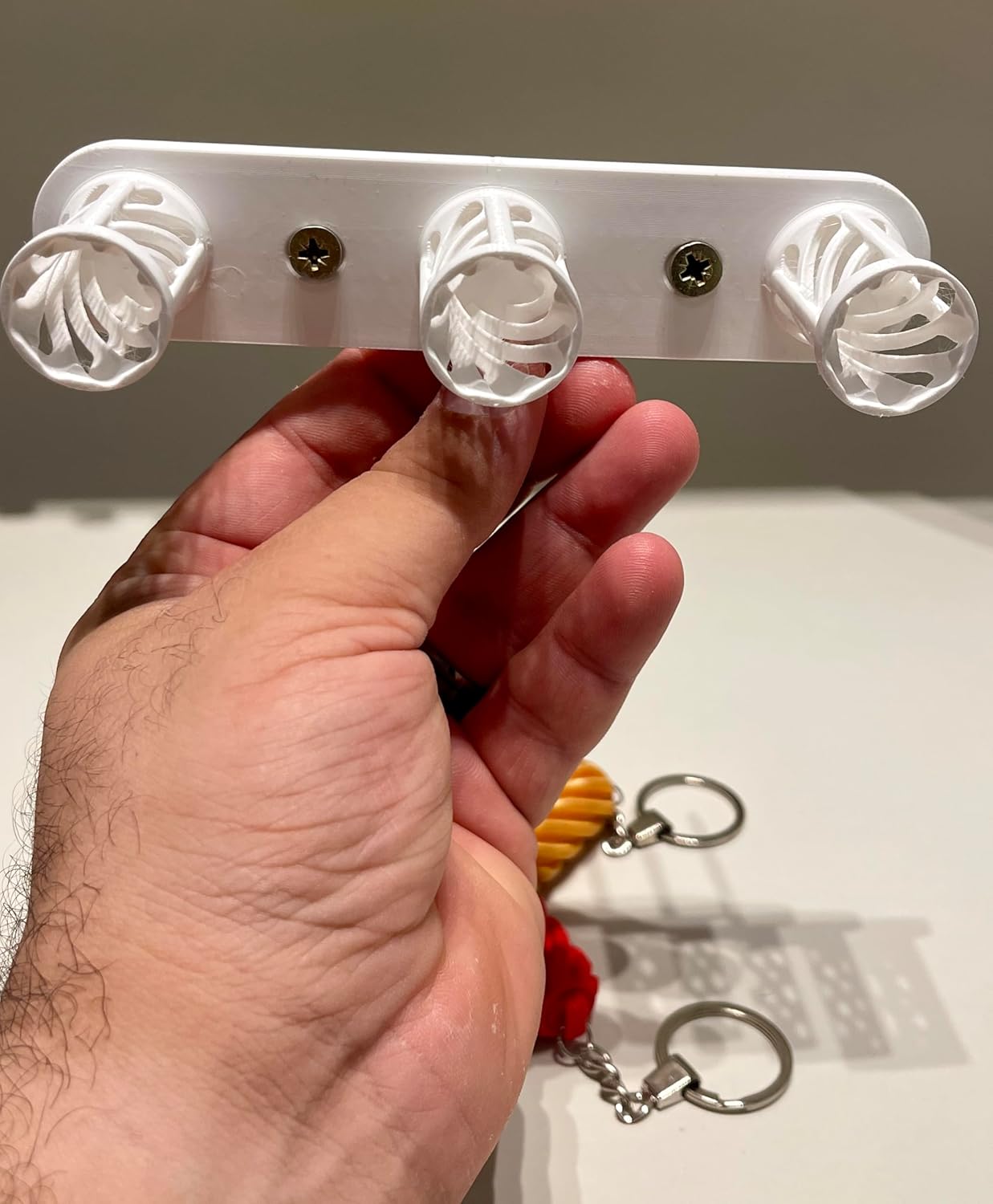 TwistDock Fidget Keychain Wall Mount, 3-Hook Storage Organiser, Red/Gold/Black