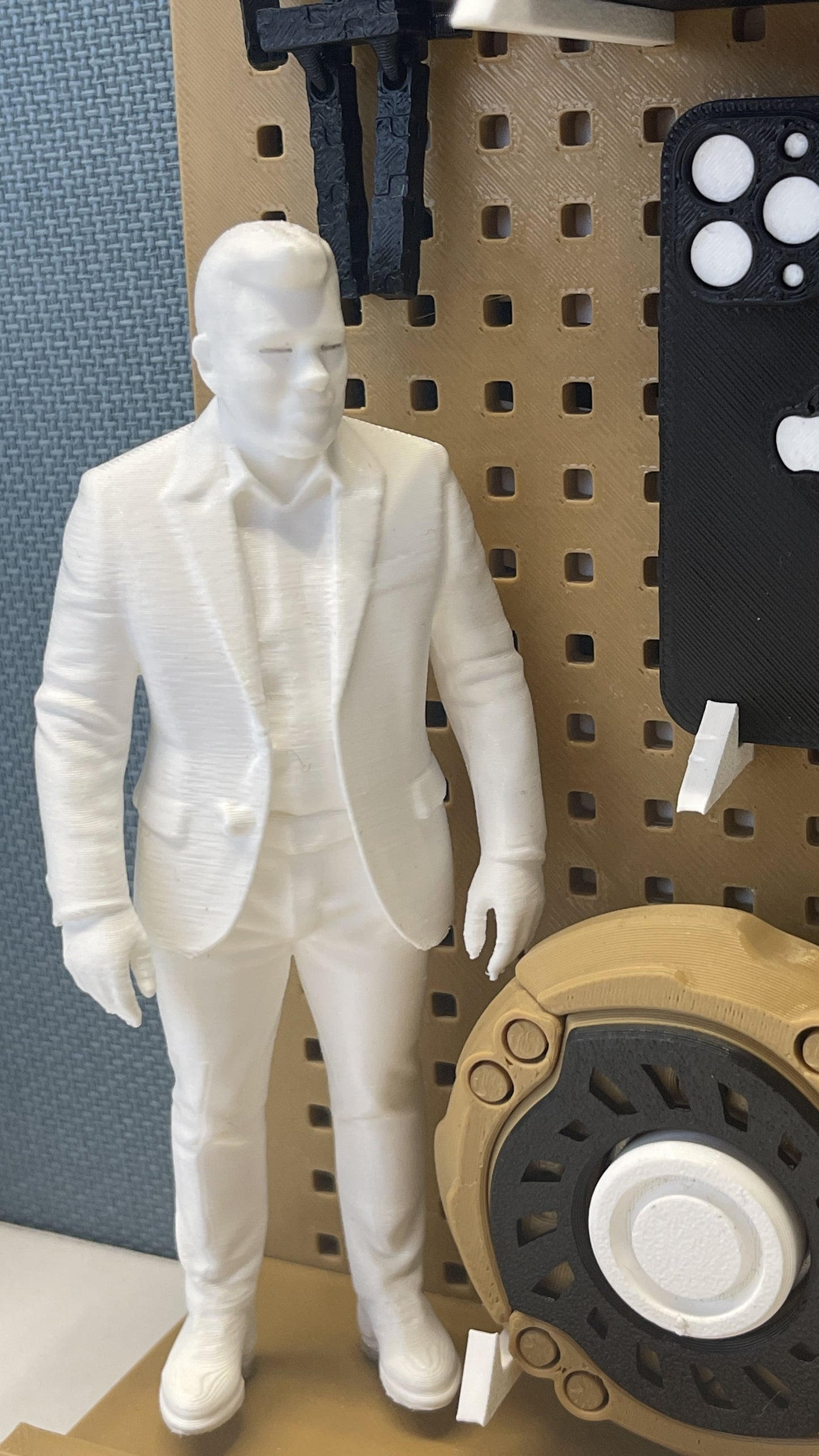 Mr. Tech Dazzler™ – Personalized Desk Totem for True Enthusiasts